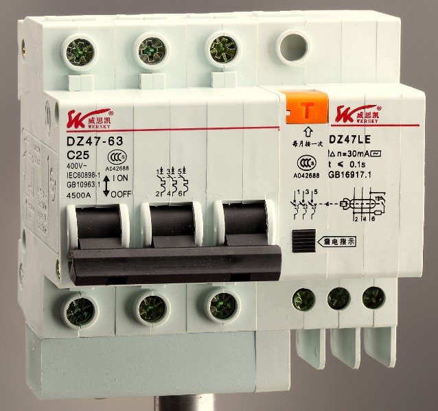小型高分断漏电断路器 DZ47LE-63C3P+N