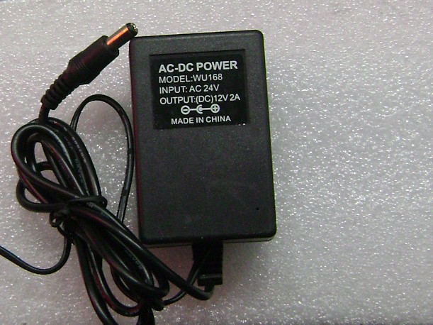 电源适配器 DC9V500MA