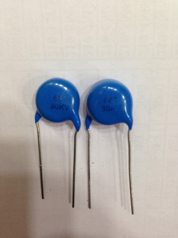 高压瓷片 30KV  681