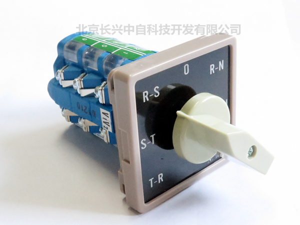 台湾山河 多段式 电压切换/转换/切替开关 SC-68-0701 VS-0701