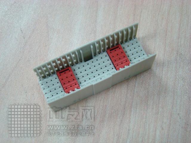 ERNI连接器 114426