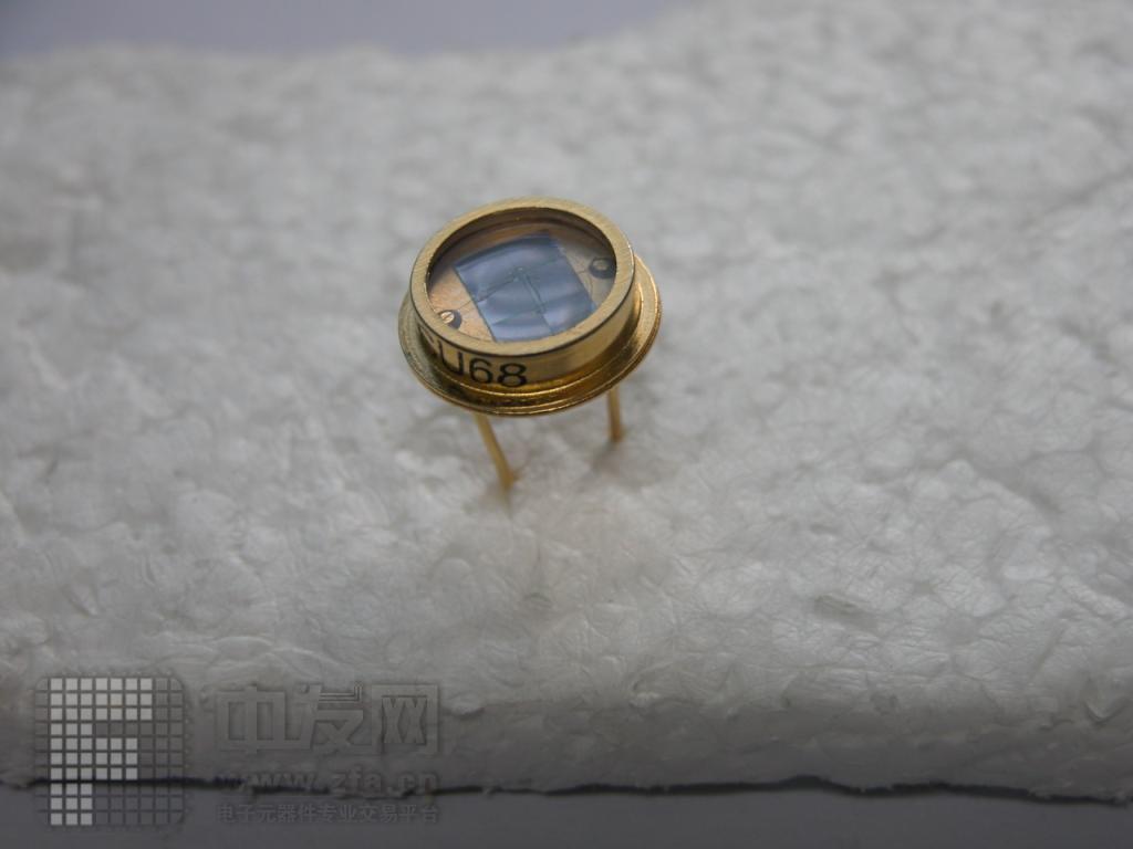 色硅光电池 2CU68N